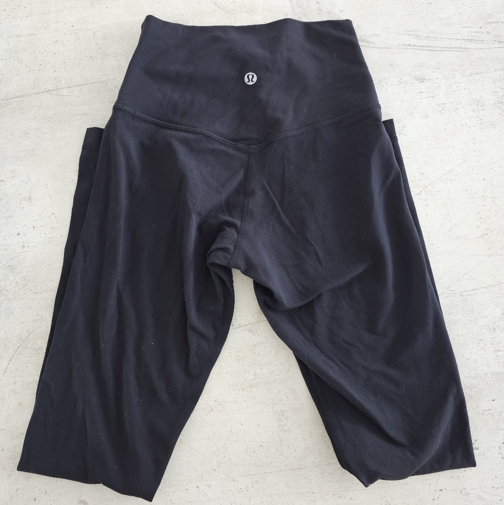 Lululemon Black Align Leggings Size 2 25"
